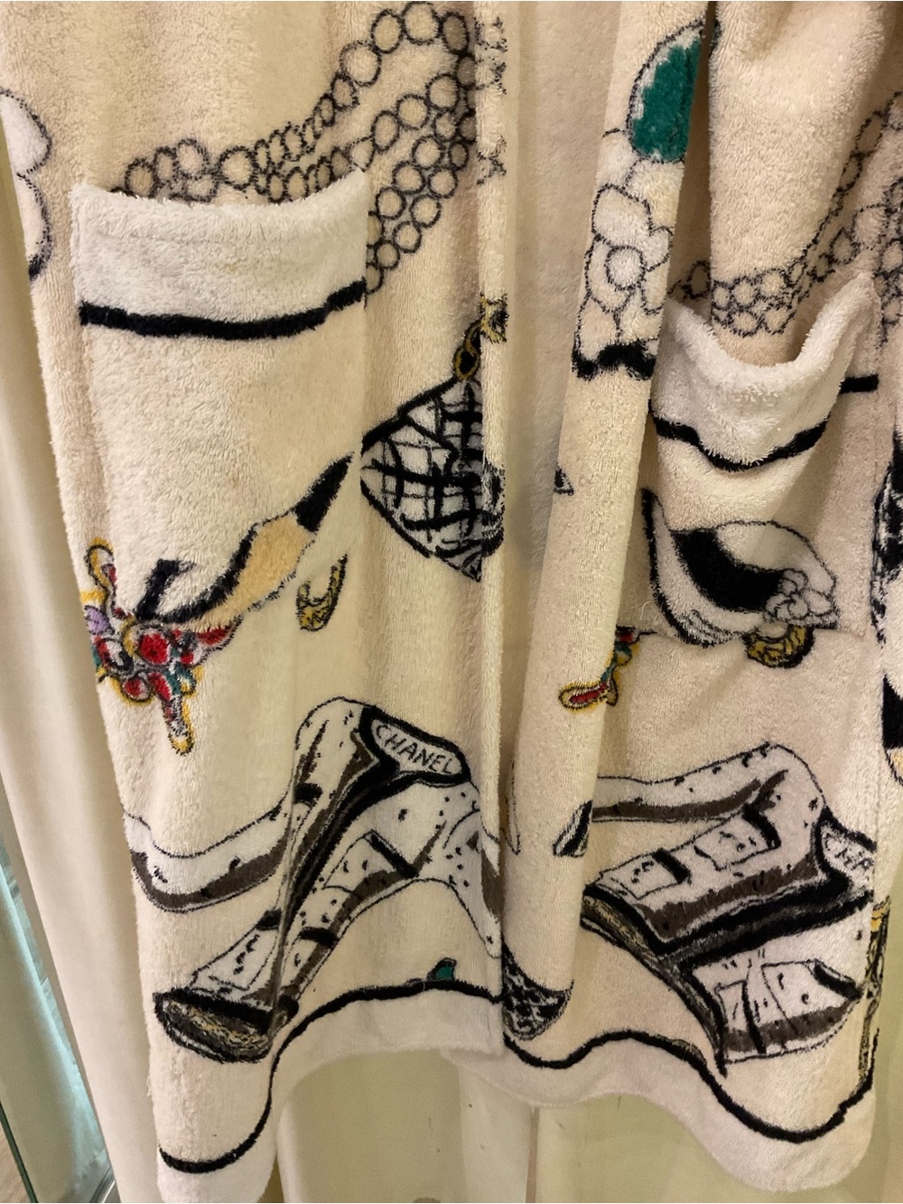 Chanel Robe - Picture 2 of 9